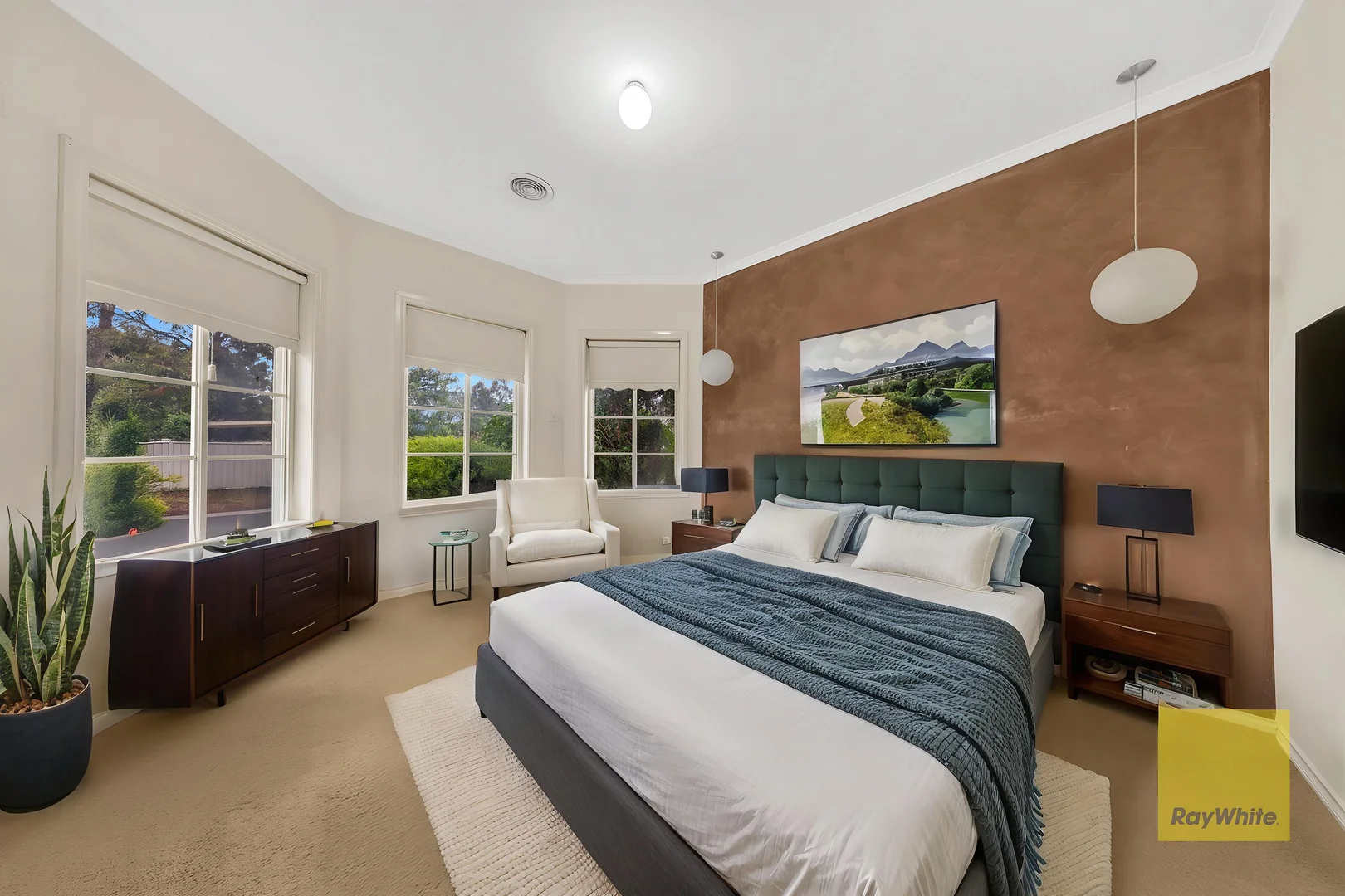 Additional image 3 of 29 Holmes Way, Caroline Springs VIC 3023