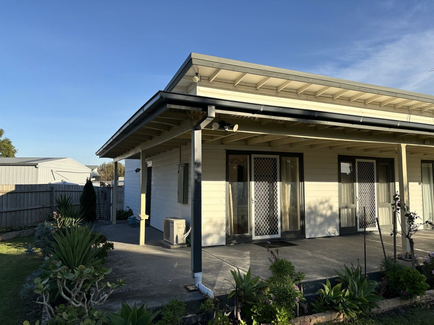 1 bedrooms Apartment / Unit / Flat in 3/5 Wilkinson Street TOOTGAROOK VIC, 3941