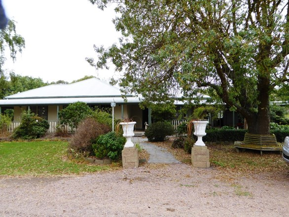 99 Rigbys Road, Ecklin South VIC 3265