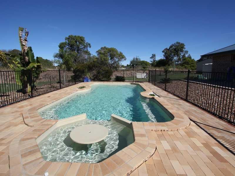 2 Judys Place, WELCOME CREEK QLD 4670, Image 2