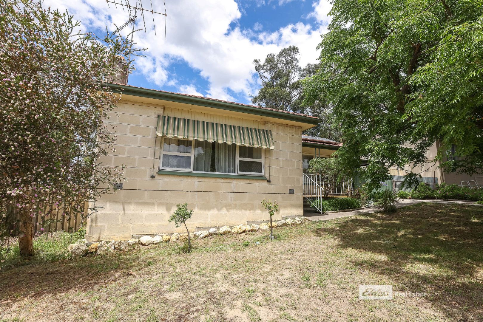 12 Pine Grove, Naracoorte SA 5271, Image 2