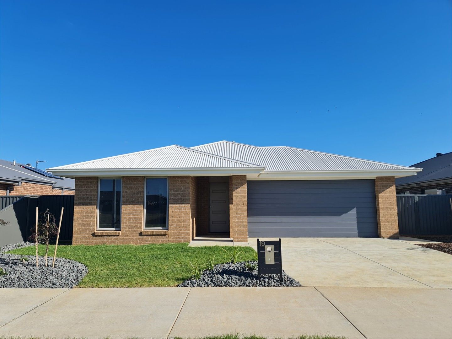 19 Hollioake Drive, Lucas VIC 3350, Image 0