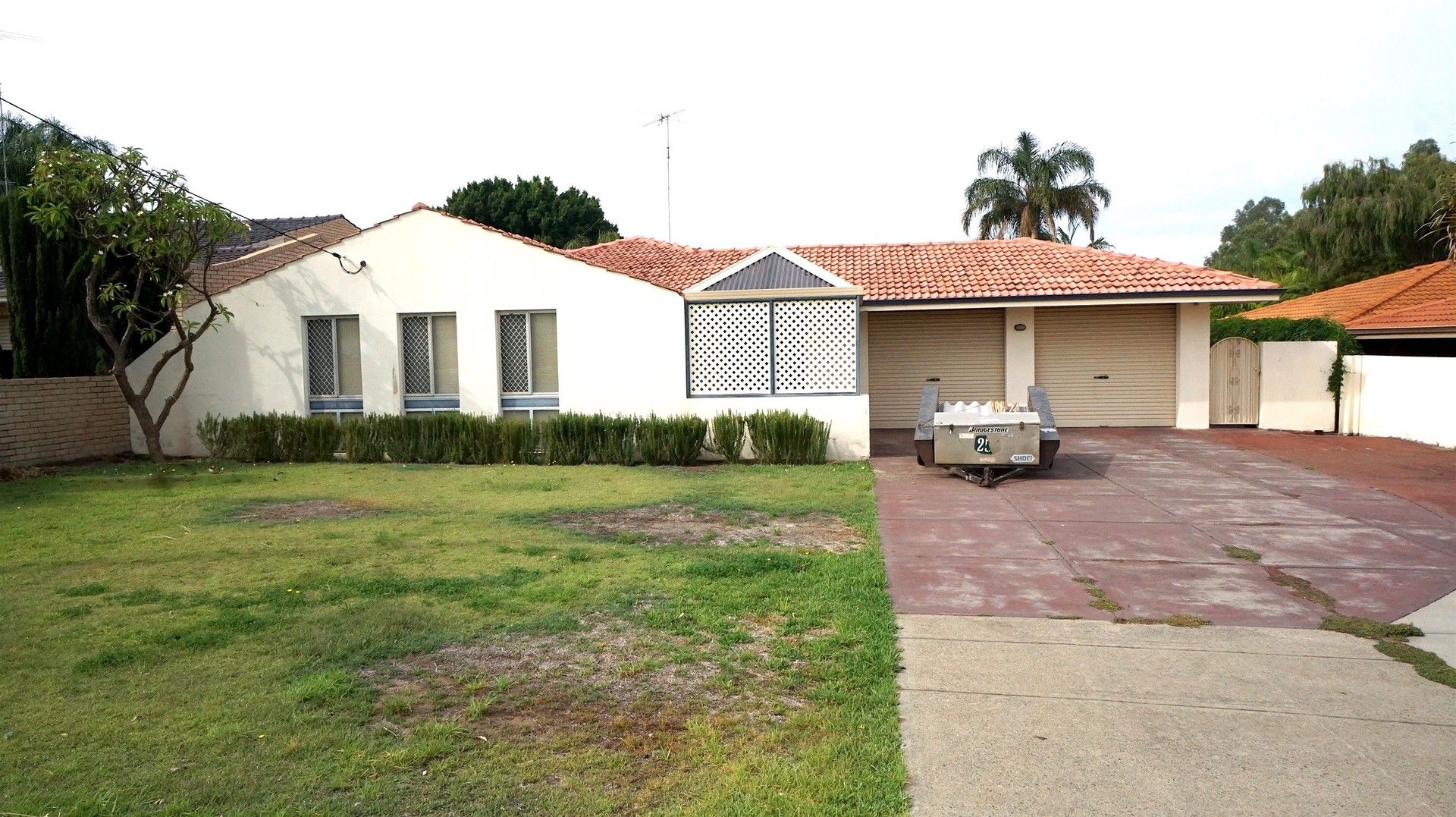 3 bedrooms House in 26 Napier Road MARANGAROO WA, 6064