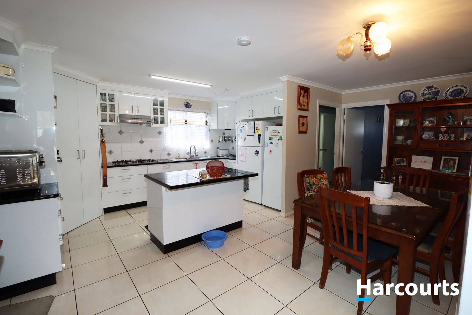 11 High School Road, Gin Gin QLD 4671, Image 2