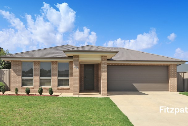 25 Darcy Drive, Boorooma NSW 2650