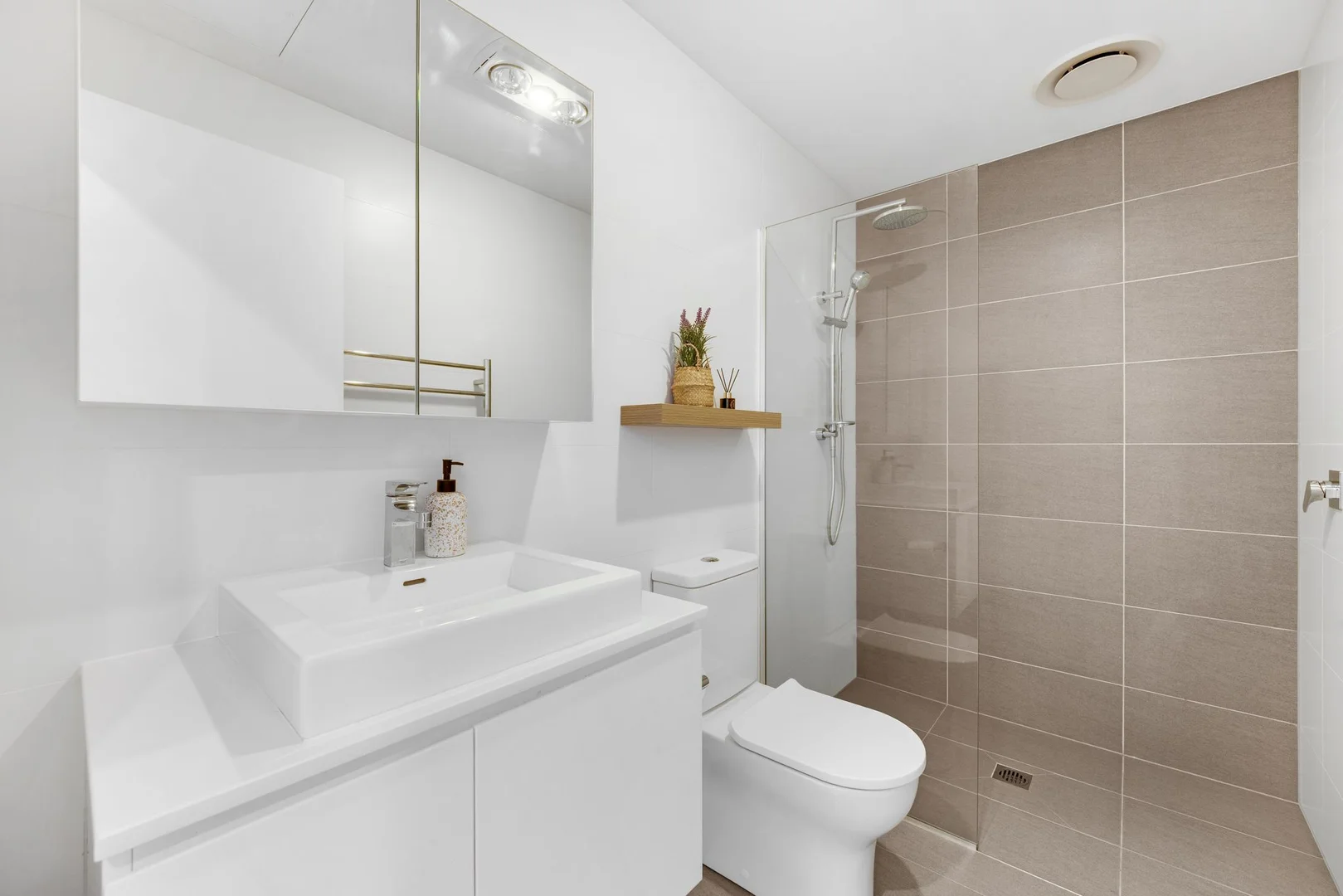 Additional image 9 of 809/2 Gribble Street, Gungahlin ACT 2912