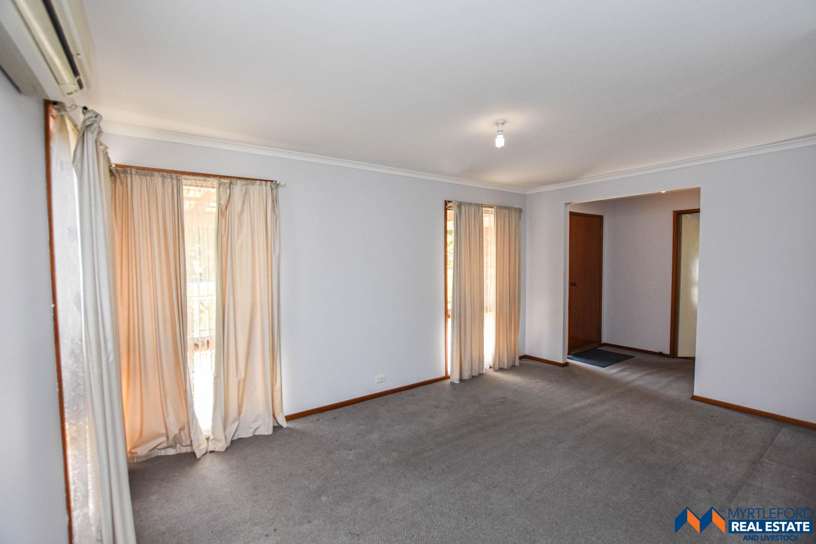 11 Kneebone Court, Myrtleford VIC 3737, Image 2