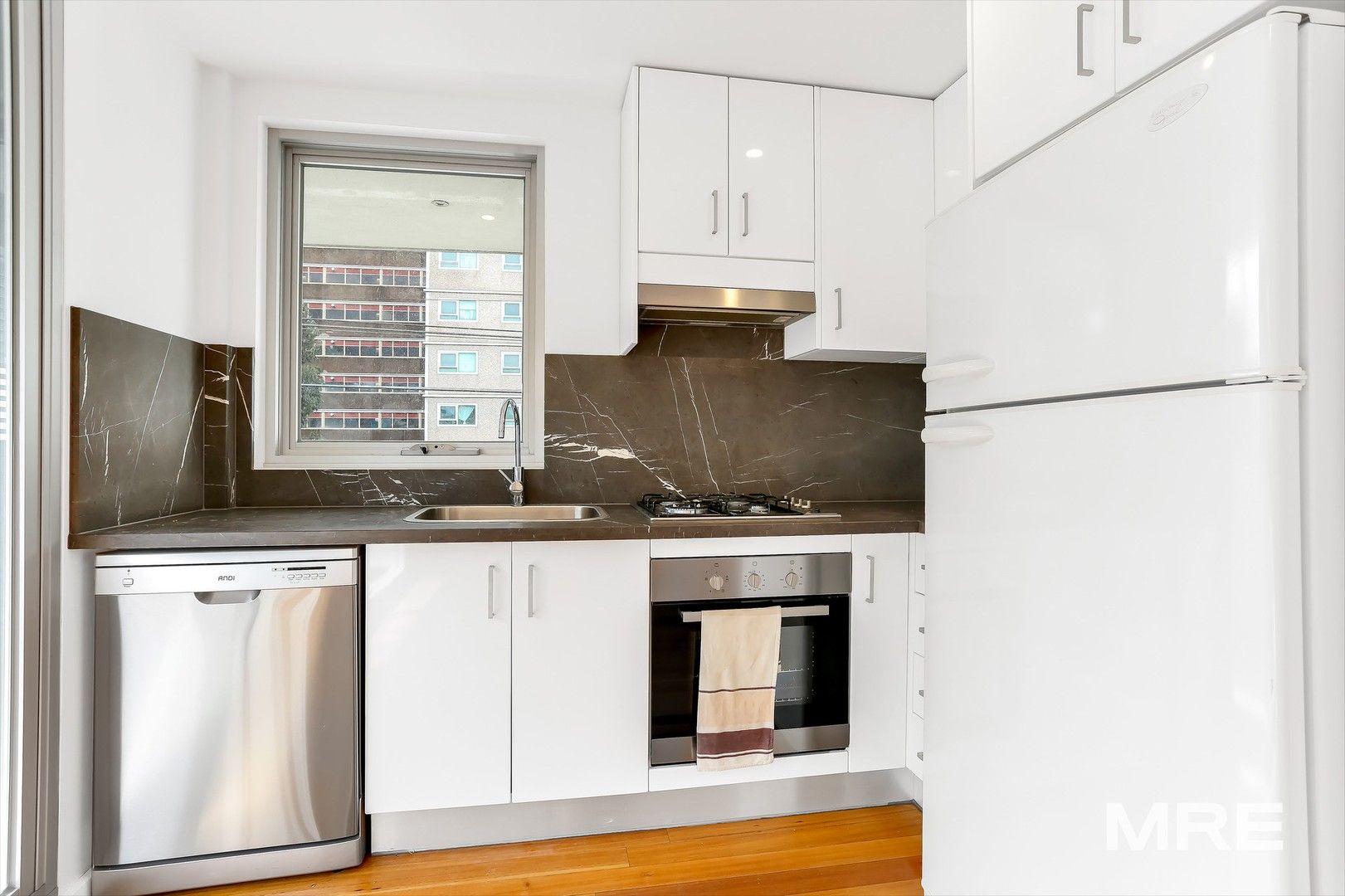 2 bedrooms Apartment / Unit / Flat in 3/211 Wellington Street COLLINGWOOD VIC, 3066