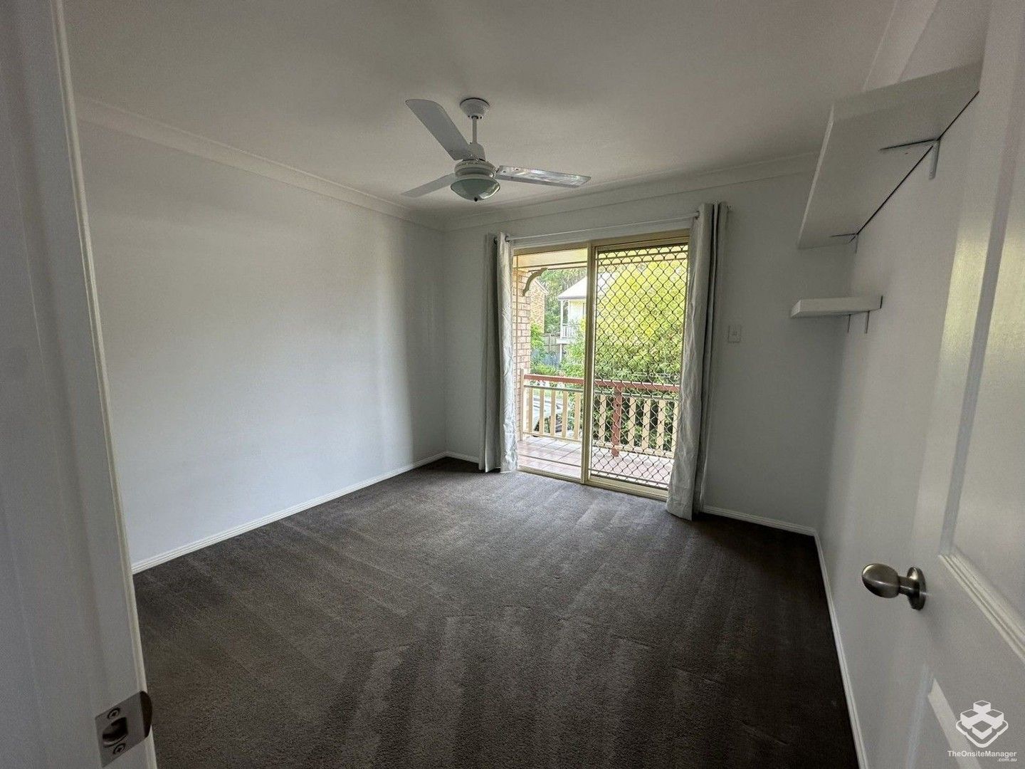 3 bedrooms Townhouse in unit 9 and 10/unit 9 and 10 Schumann Close TINGALPA QLD, 4173
