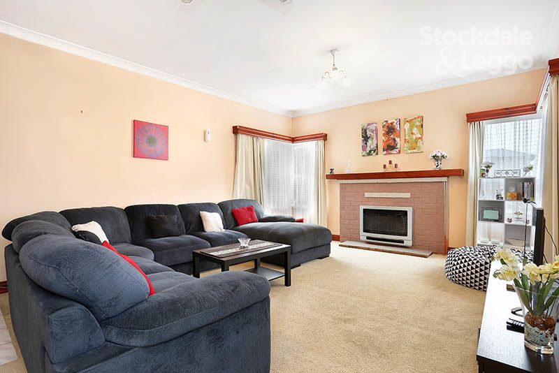 21 Langton Street, Glenroy VIC 3046, Image 2