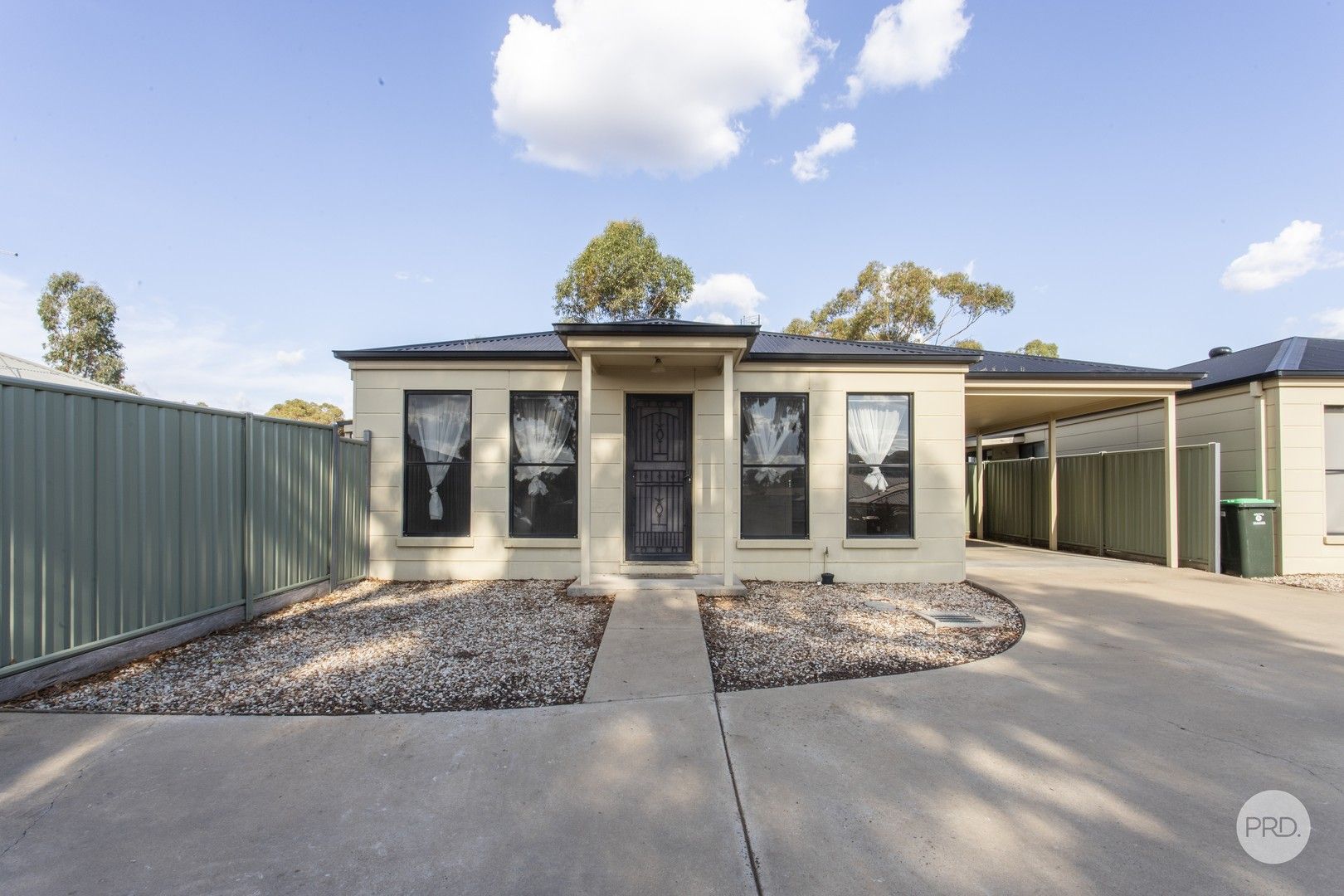 2 bedrooms House in 1/6 Tambour Heights GOLDEN SQUARE VIC, 3555
