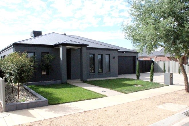 Picture of 27 Birkdale Square, TATURA VIC 3616