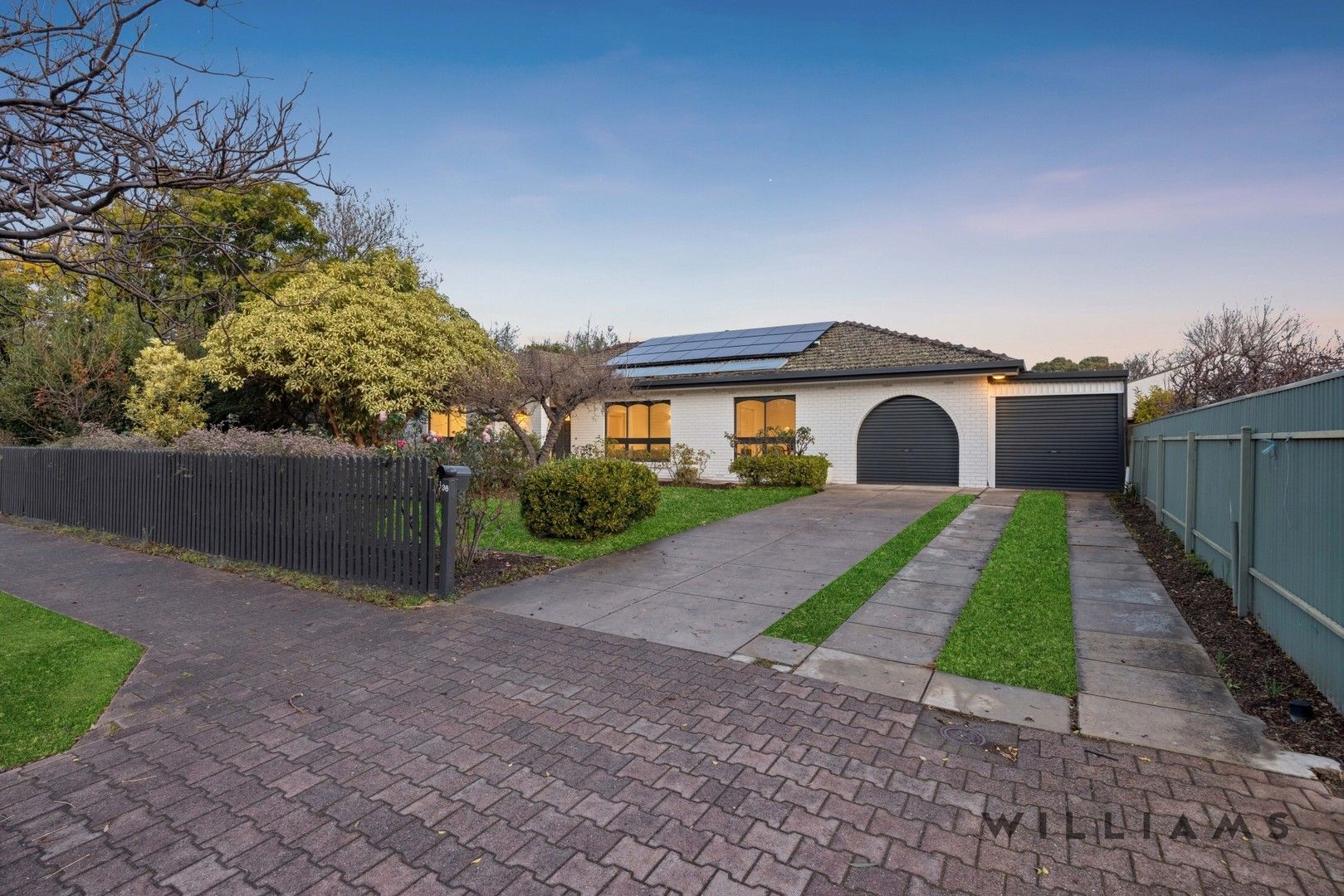 5 bedrooms House in 36 Halsbury Avenue KINGSWOOD SA, 5062