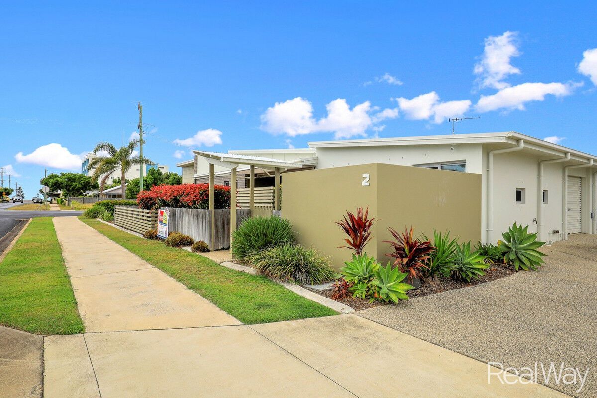 2/27 Holland Street, Bargara QLD 4670, Image 2