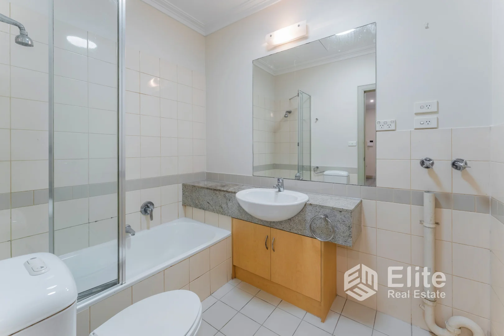 Additional image 3 of 213/408 La Trobe Street, Melbourne VIC 3000