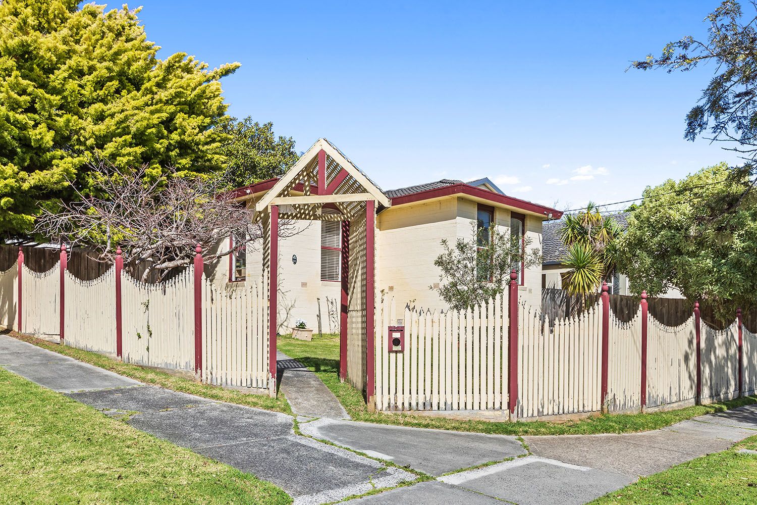 3 bedrooms House in 51 Sycamore Road FRANKSTON SOUTH VIC, 3199
