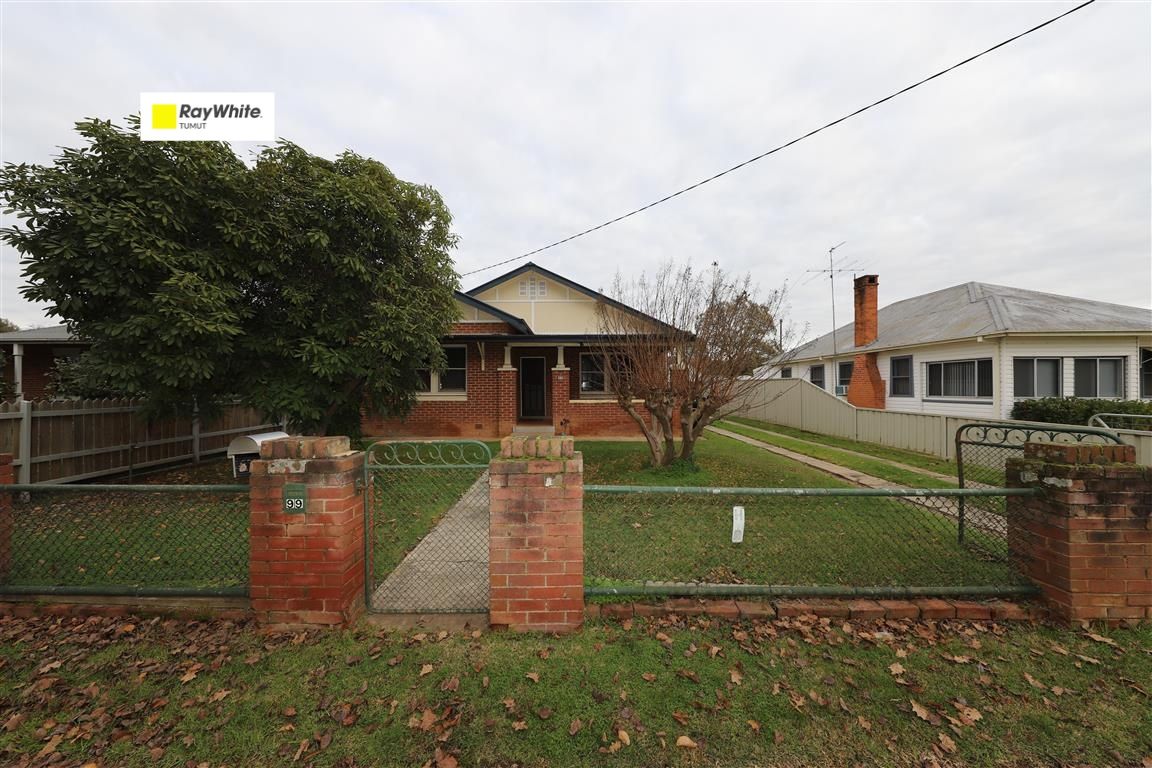 3 bedrooms House in 99 Fitzroy Street TUMUT NSW, 2720