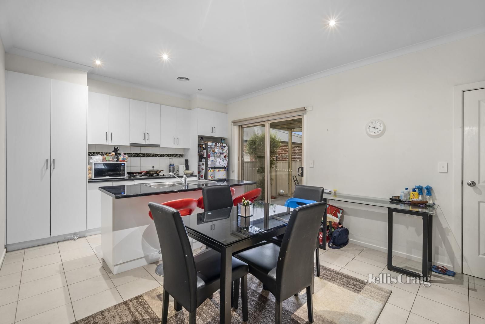 1/18 Gale Street, Canadian VIC 3350, Image 2