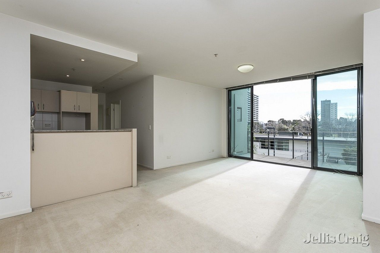 225/200 Smithfield Road, Flemington VIC 3031, Image 2