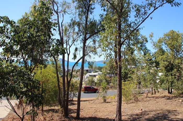 24 Rattray Ave, Hideaway Bay QLD 4800, Image 1