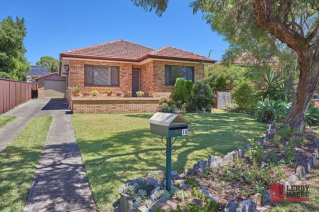 16 Andrew Place, Girraween NSW 2145, Image 0