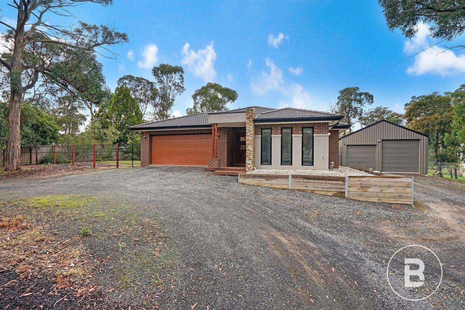 4 bedrooms House in 197 Eddy Avenue MOUNT HELEN VIC, 3350