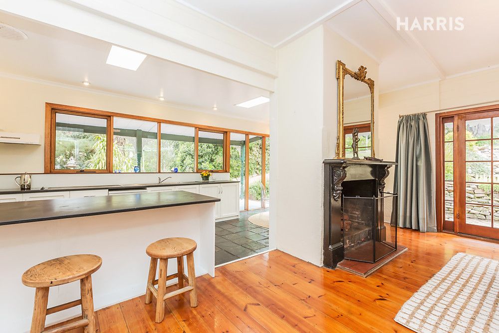 16 Alderley Road, Aldgate SA 5154, Image 2