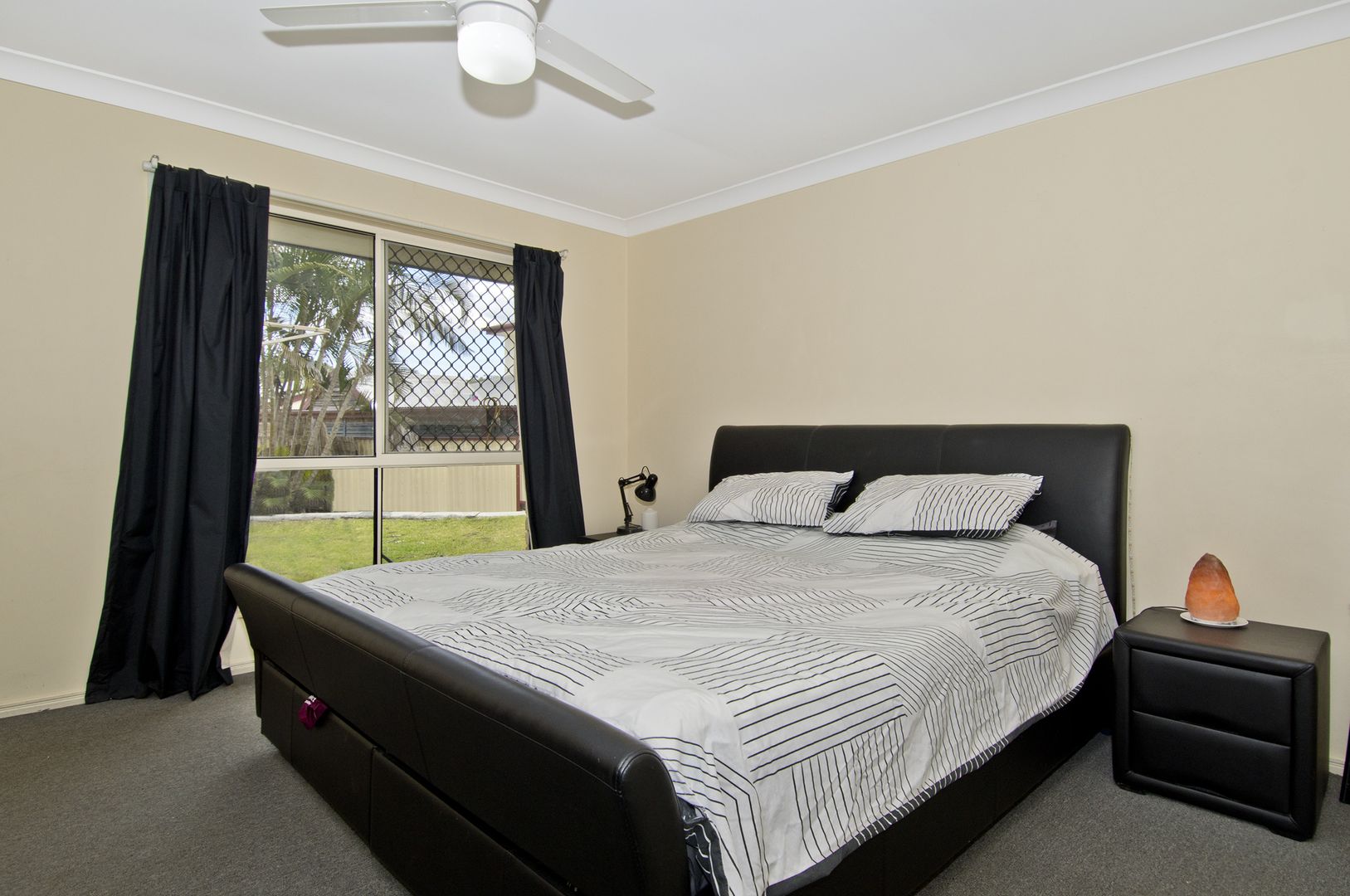 18 Forestglen Crescent, Bahrs Scrub QLD 4207, Image 2