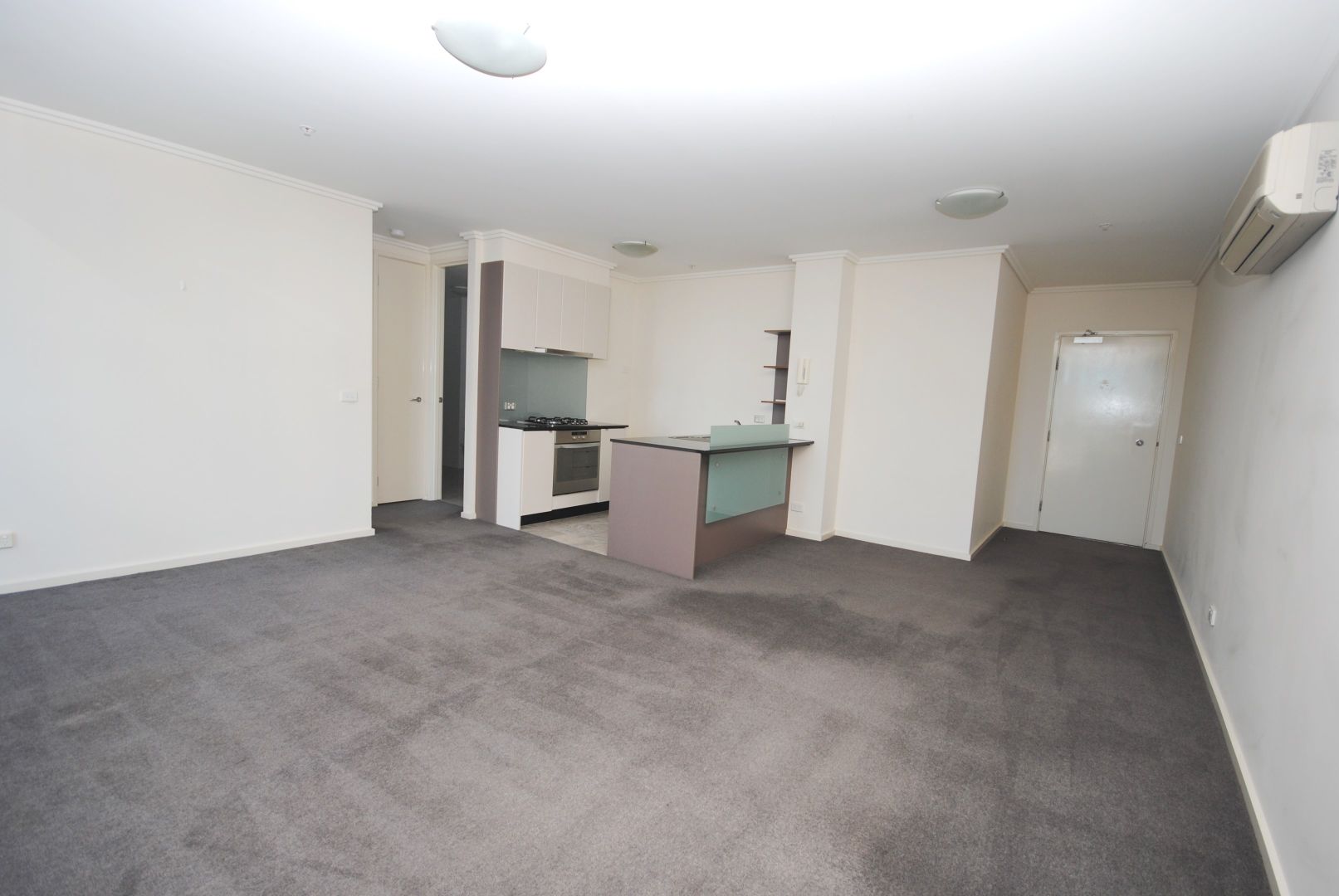 REF 24460/88 Kavanagh Street, Southbank VIC 3006, Image 1