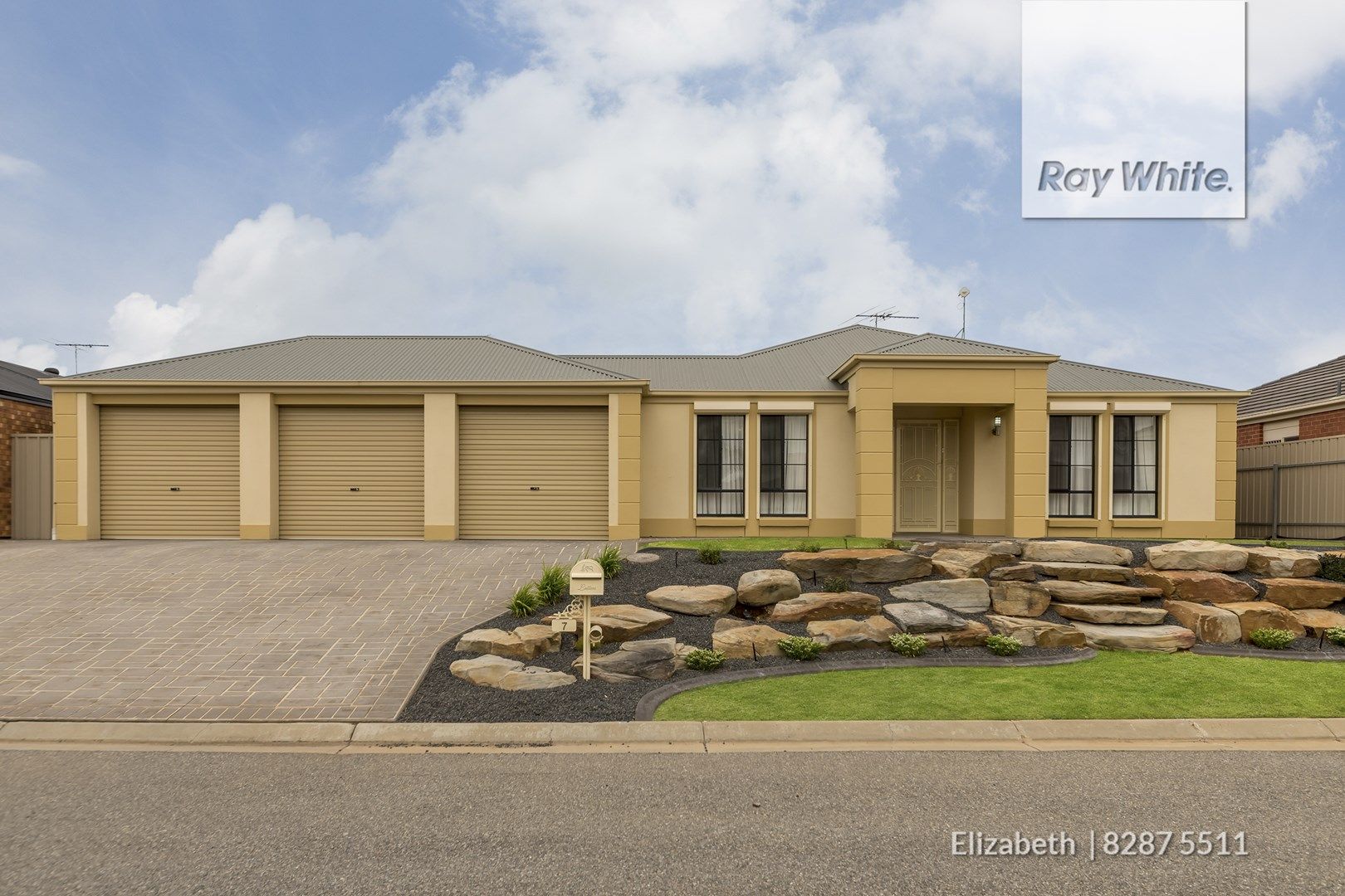 7 Devon Court, Craigmore SA 5114, Image 0