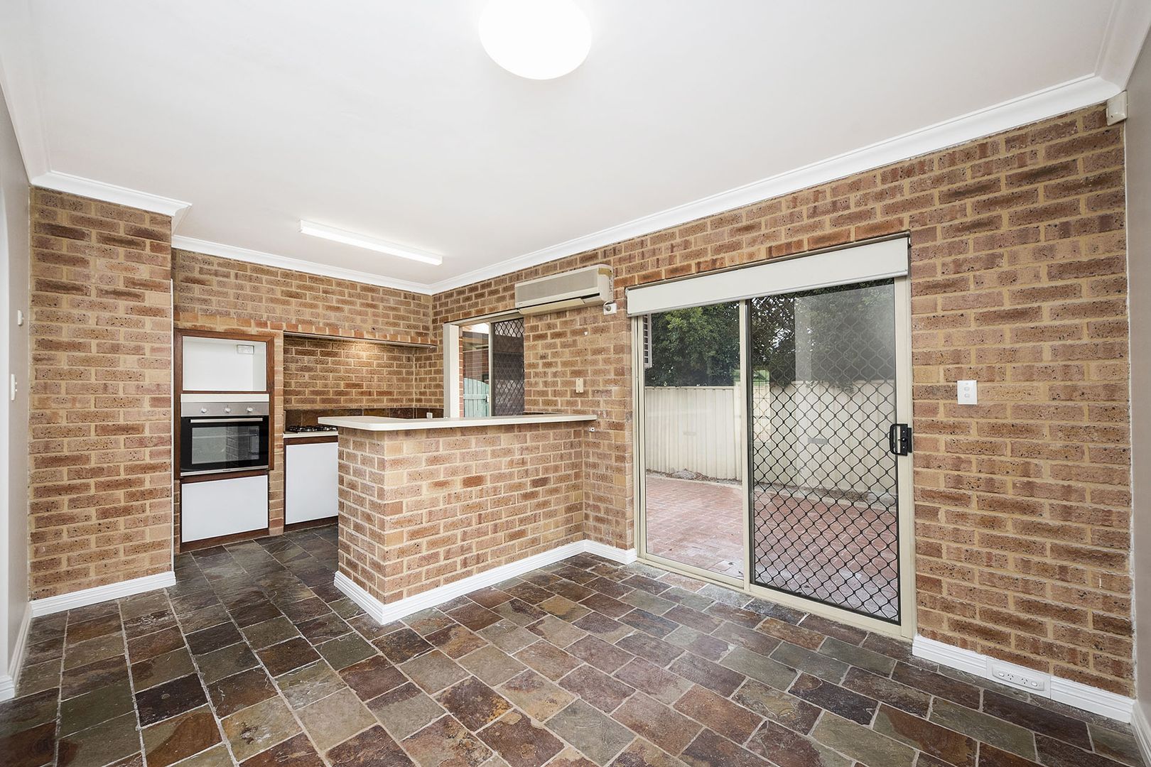 165B Berwick Street, Victoria Park WA 6100, Image 2