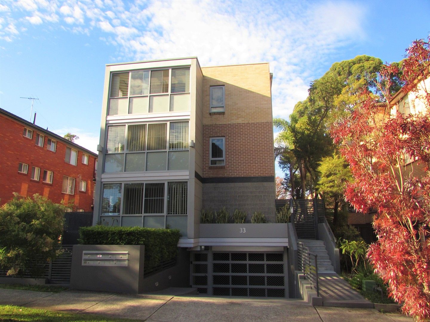 2 bedrooms Apartment / Unit / Flat in 2/33 Martin Place MORTDALE NSW, 2223