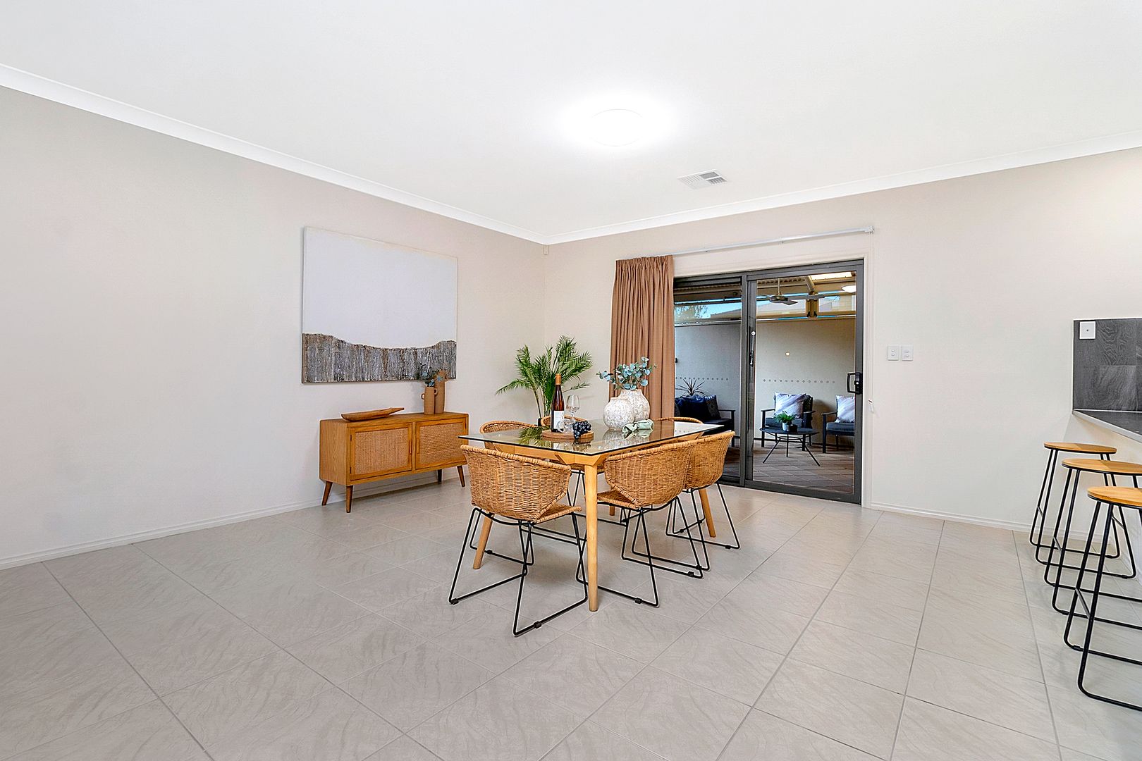 36 Newland Way, Mawson Lakes SA 5095, Image 2