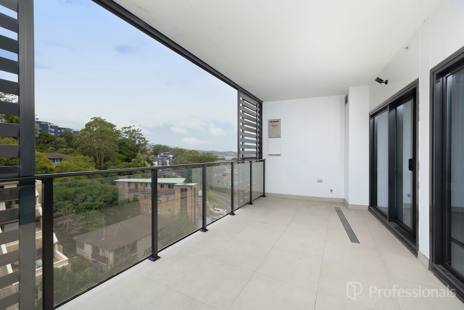 Additional image 9 of 1105/25 Mann Street, Gosford NSW 2250