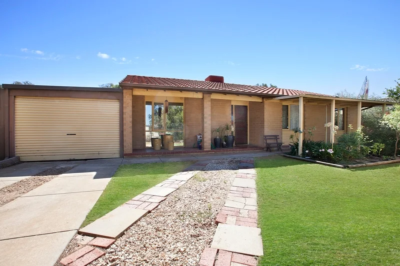 3 Finchley Close, Salisbury Downs SA 5108