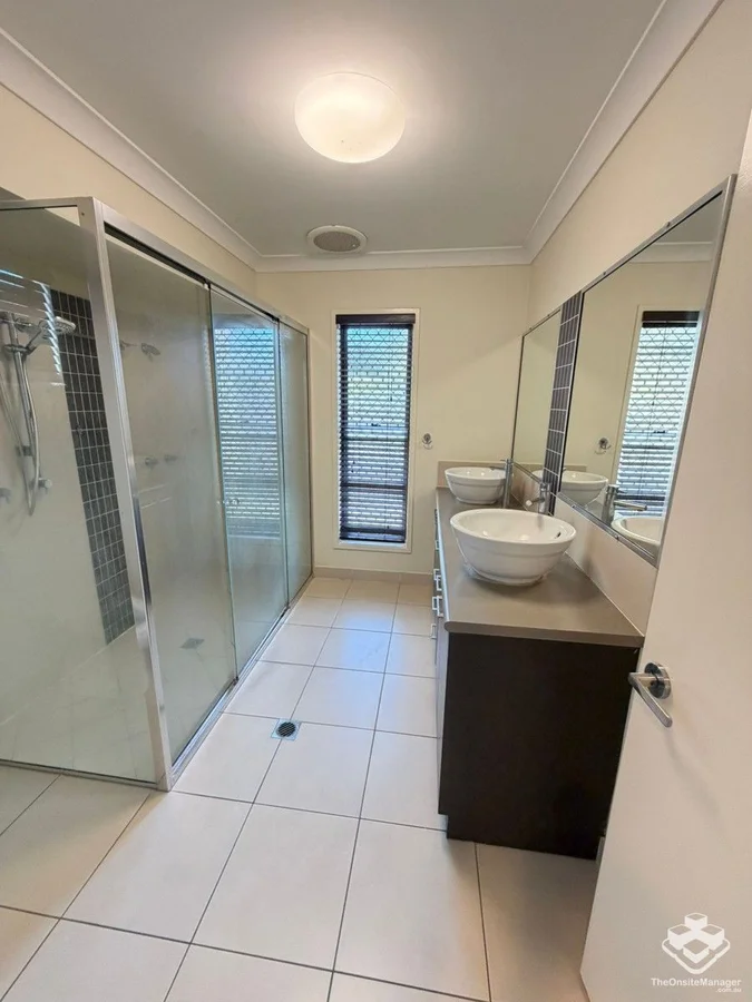 Additional image 11 of 13 Kensington Court, Glenella QLD 4740