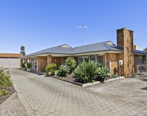 77 Bellarine Highway, Point Lonsdale VIC 3225