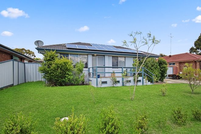 Picture of 26 Cameo Crescent, ST CLAIR NSW 2759