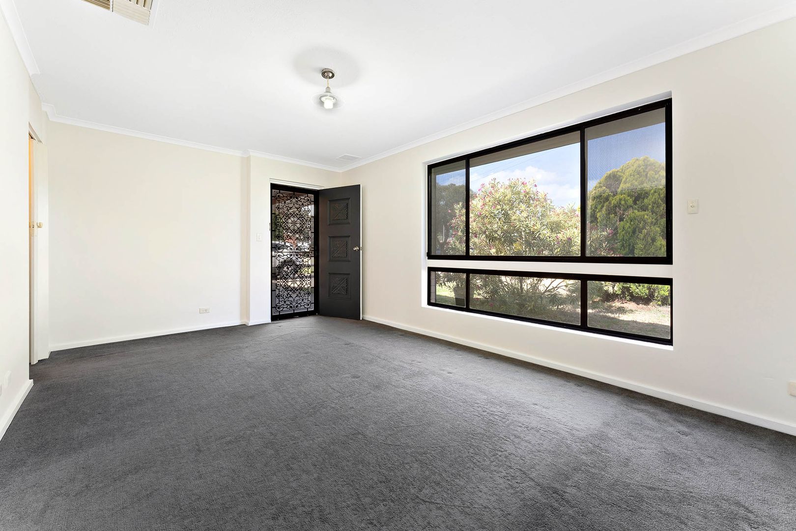 3/11 Goodfield Road, Para Hills West SA 5096, Image 2