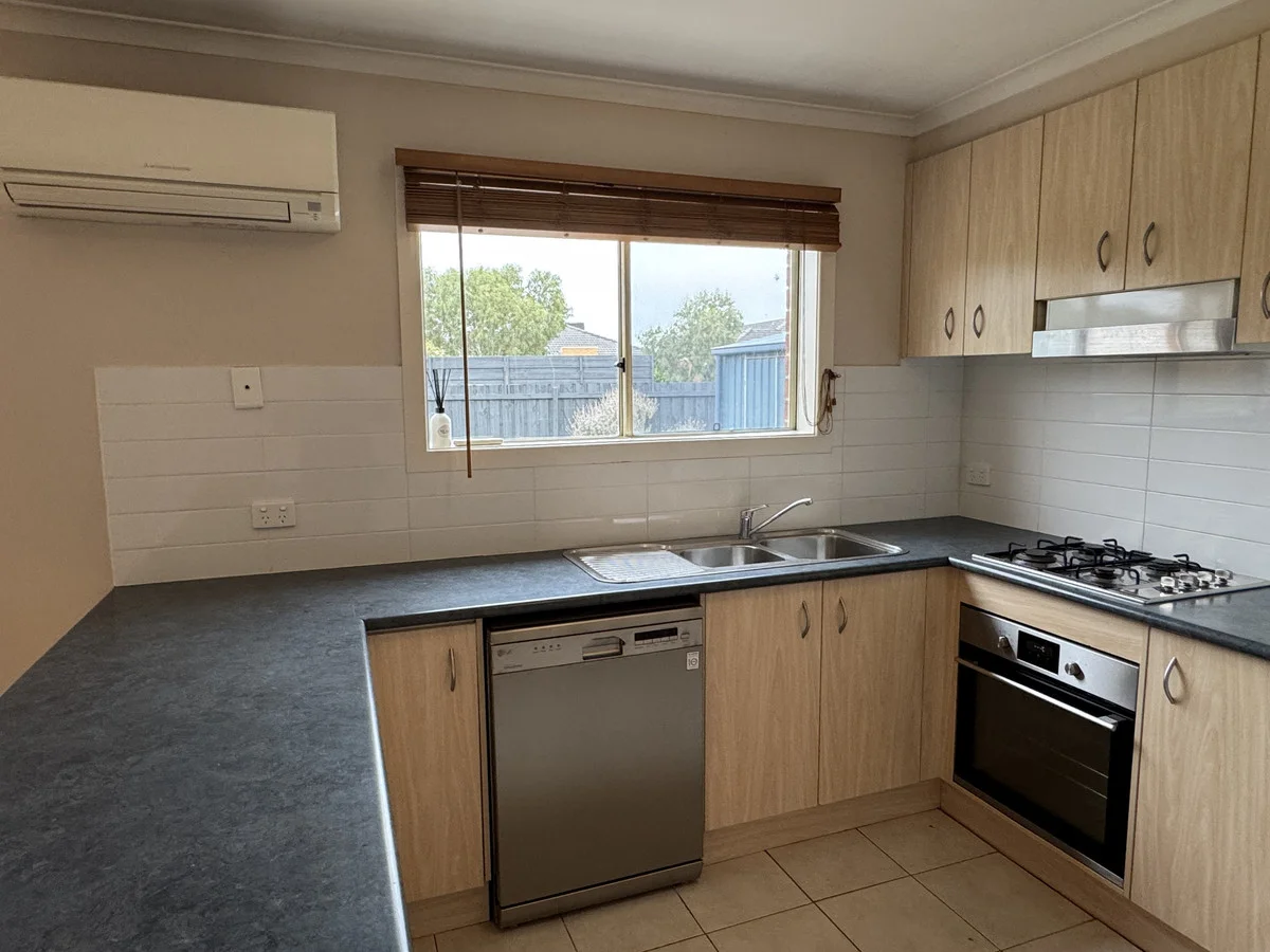 Additional image 6 of 2 Karwarren Way, Cranbourne West VIC 3977