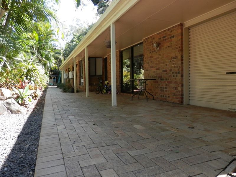 10 Islandview Street, BARELLAN POINT QLD 4306, Image 1