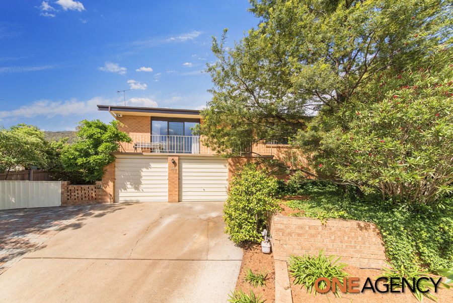 21 Hutchison Crescent, Kambah ACT 2902, Image 1