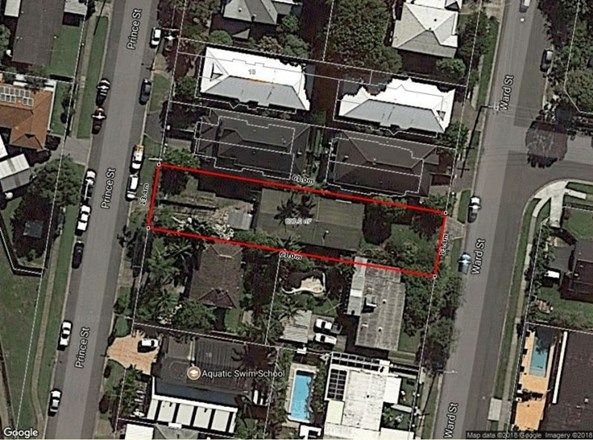 Picture of 13 Ward Street, SOUTHPORT QLD 4215