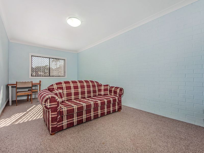 2B Hoskins Avenue, Warrawong NSW 2502, Image 1