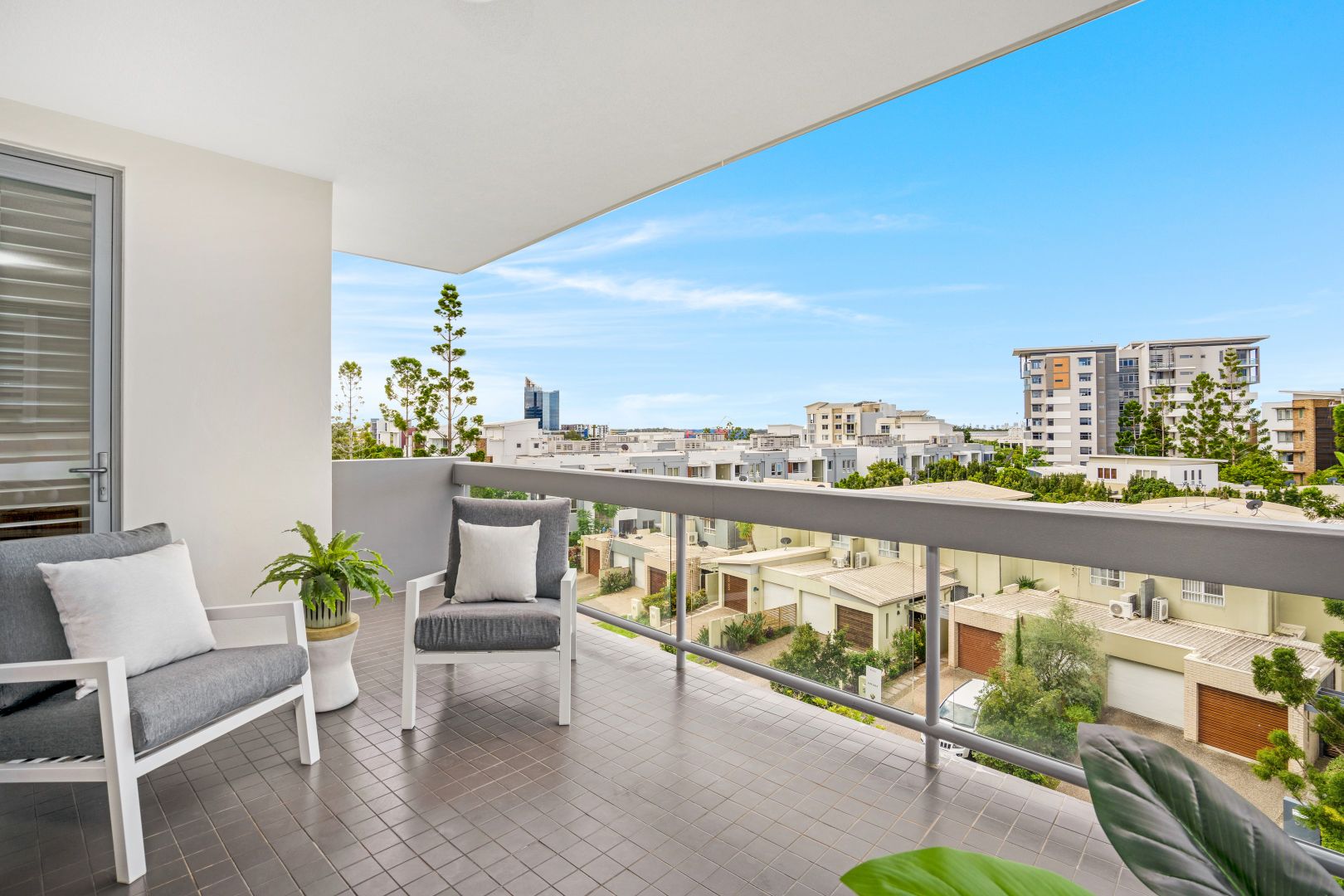 223/60 Riverwalk Avenue, Robina QLD 4226, Image 1