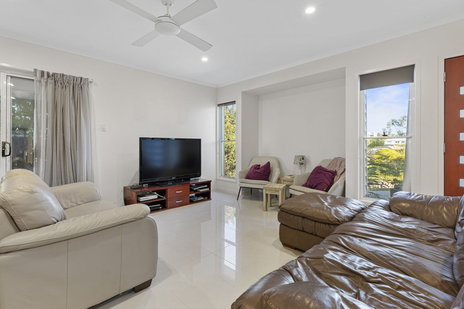 31 Honeyeater Crescent, Peregian Springs QLD 4573, Image 2