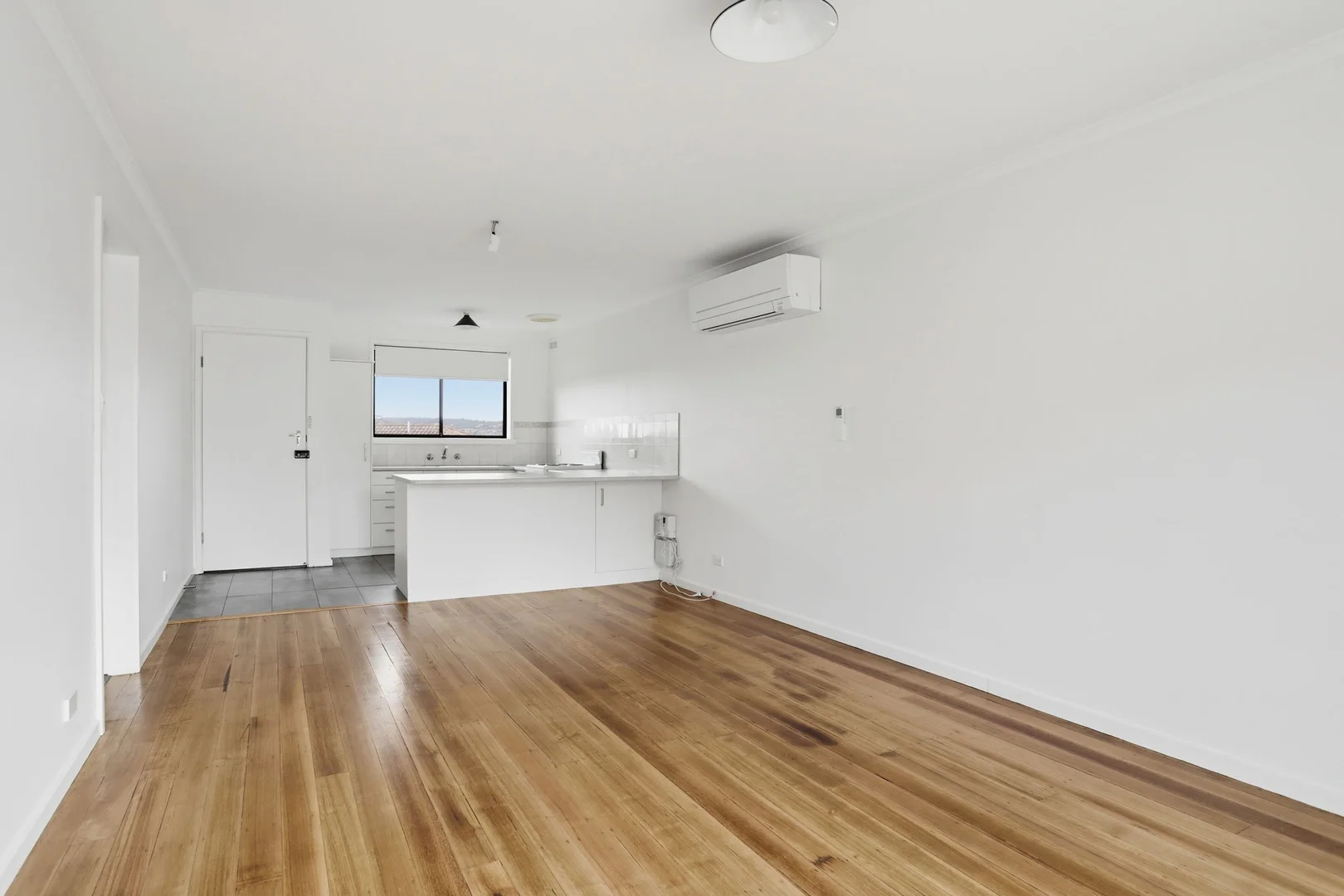 Additional image 4 of 1/10 Teal Court, Newnham TAS 7248