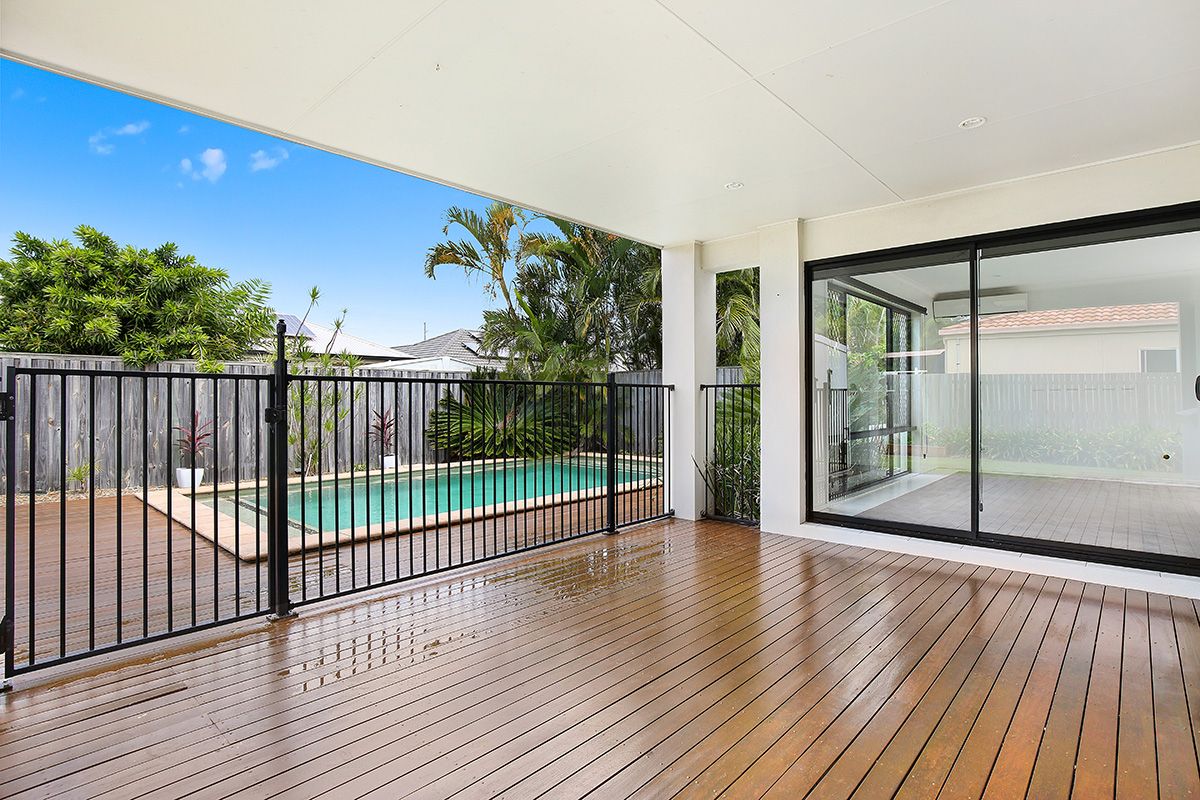 13 Santorini Court, Kawana Island QLD 4575, Image 1