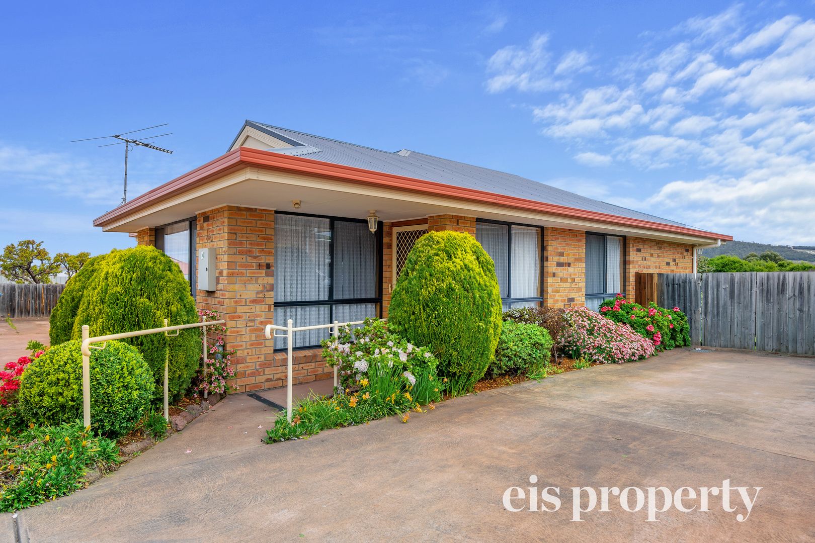 4/11 Horsham Road, Oakdowns TAS 7019, Image 1