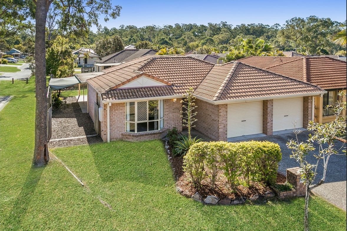 4 bedrooms House in 11 Anatini Place FOREST LAKE QLD, 4078